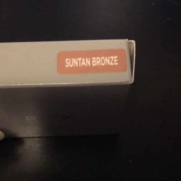 Cover FX Monochromatic Bronzer Duo Matte + Shimmer - Picture 8 of 9